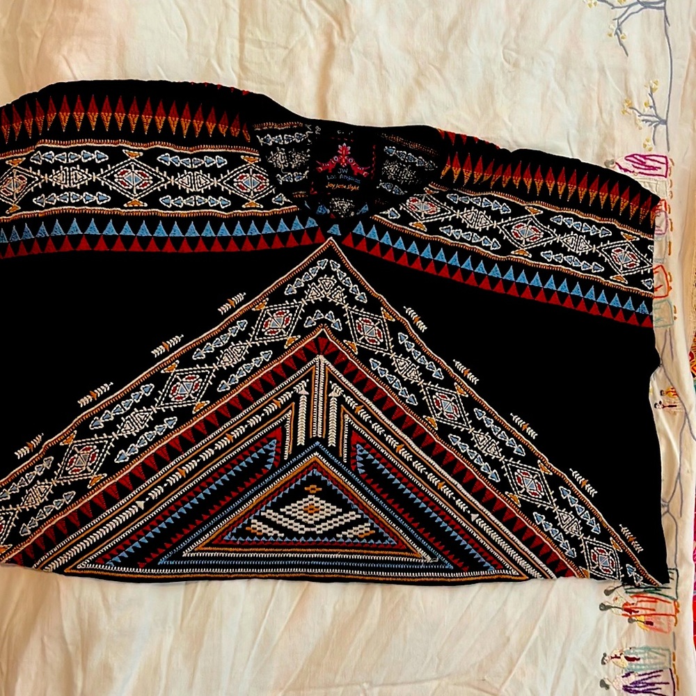 Johnny Was embroidered Top